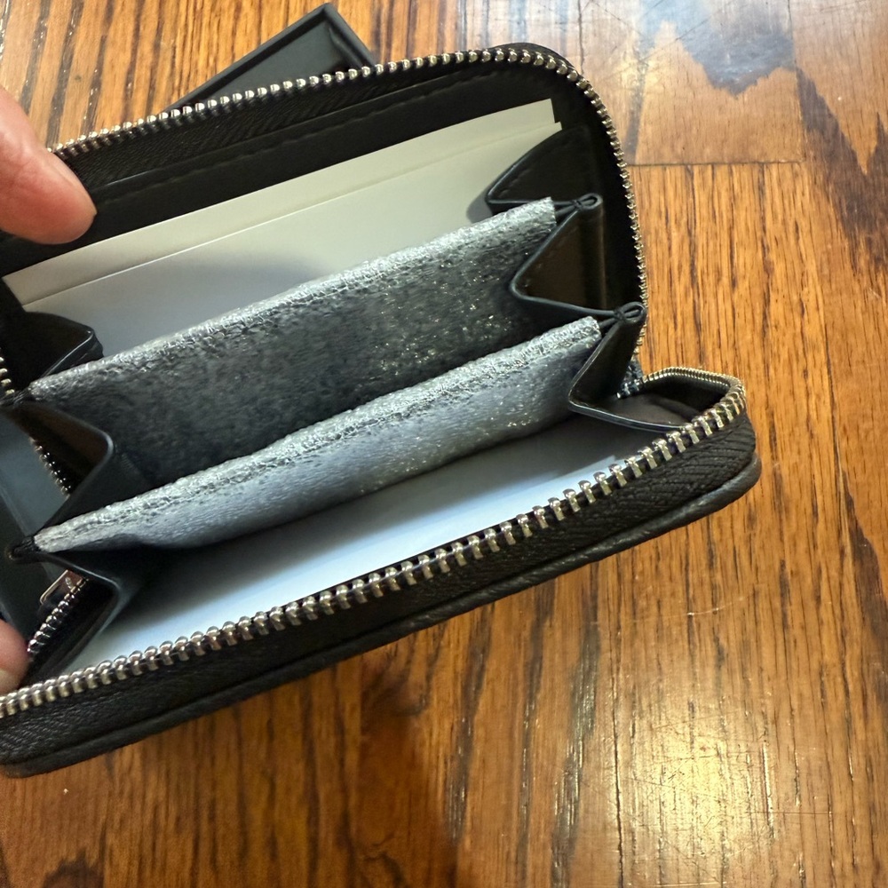 Coach Smoke Black Signature Wallet - Picture 2 of 4
